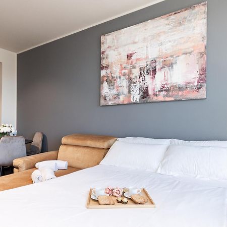 Free Parking In Luxury Suite With City View - Steps To Brignole Train Station Genoa Bagian luar foto
