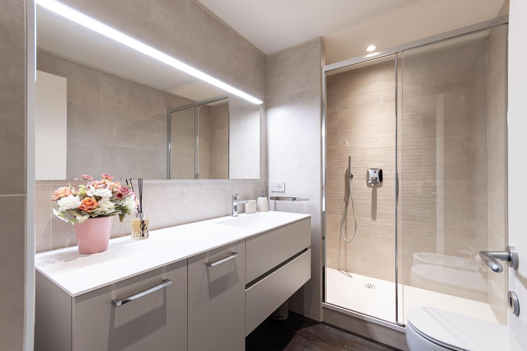 Free Parking In Luxury Suite With City View - Steps To Brignole Train Station Genoa Bagian luar foto
